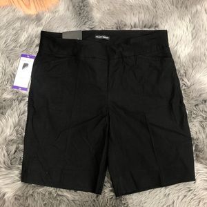 Hilary Radley | Women’s Black Bermuda Short